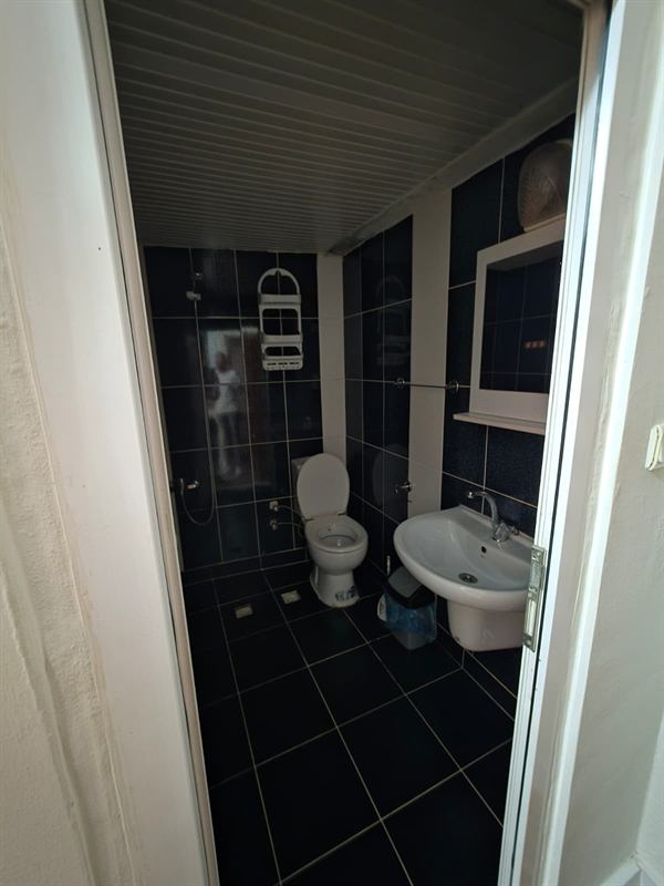 Burdur erkek pansiyon duş ve WC alanı